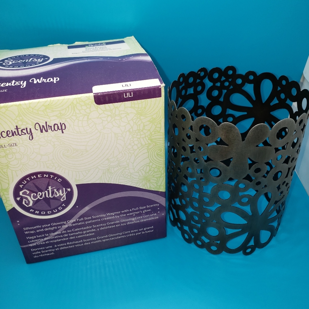 Scentsy Bundle - Picture 8 of 13